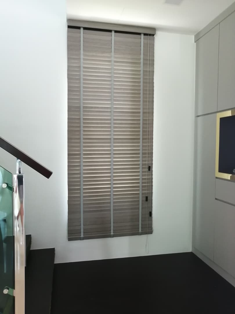 TIMBER PS BLINDS & LANTEX BLIND